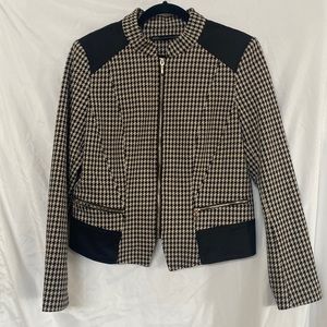 Houndstooth blazer, Size 12.